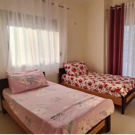Center & 2 Bed Appartement Sarandë