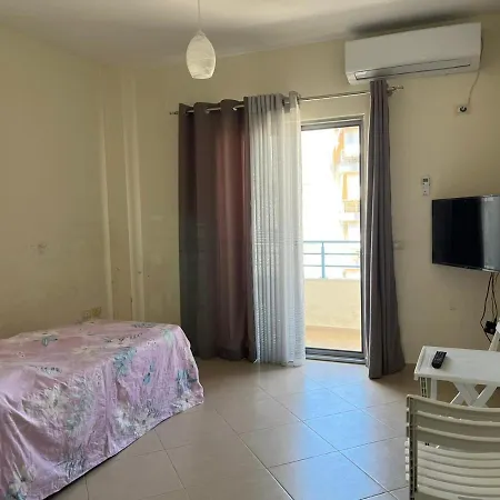 Center & 2 Bed Appartement Sarandë