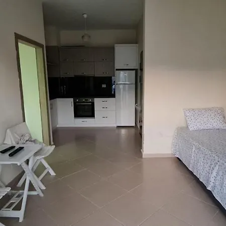 Center & 2 Bed * Sarandë